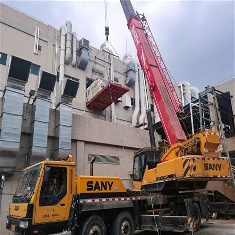 总口管理区一百吨吊车吊臂多长